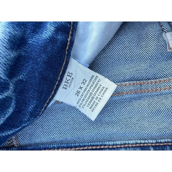 BKE Payton universal fit mid rise distressed straight jeans size 26x33 - Picture 8 of 8